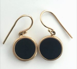 Onyx flat disc earrings