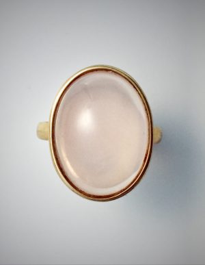 Rose quartz ring