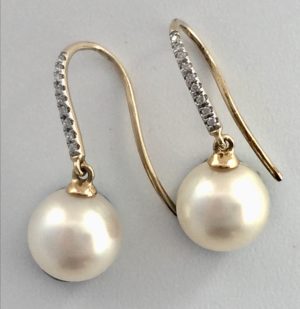 Pearls & diamonds earrings